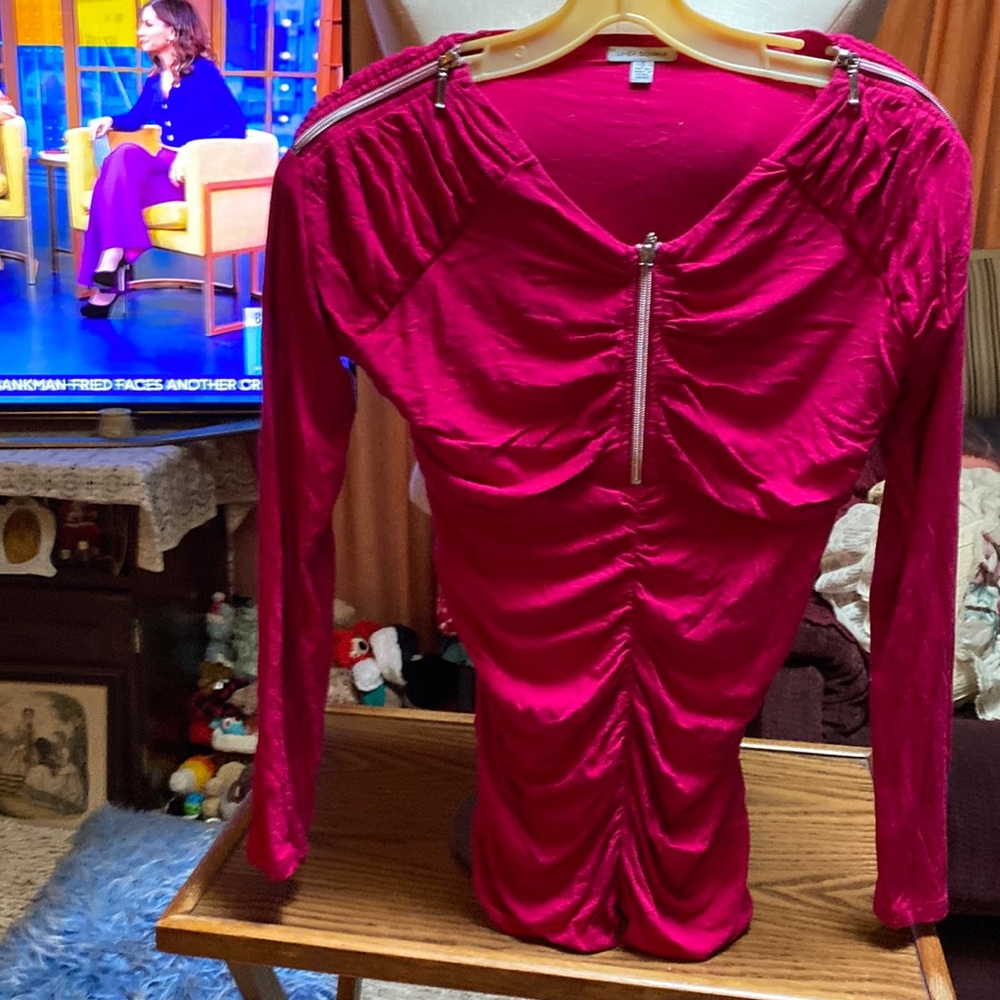 Junior small burgundy top